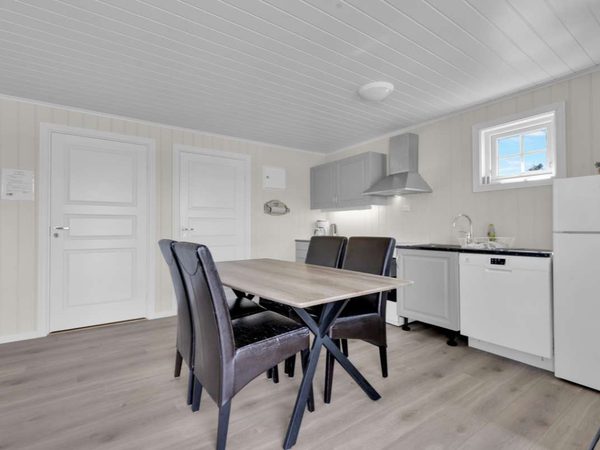 Kjøkken og spiseplass